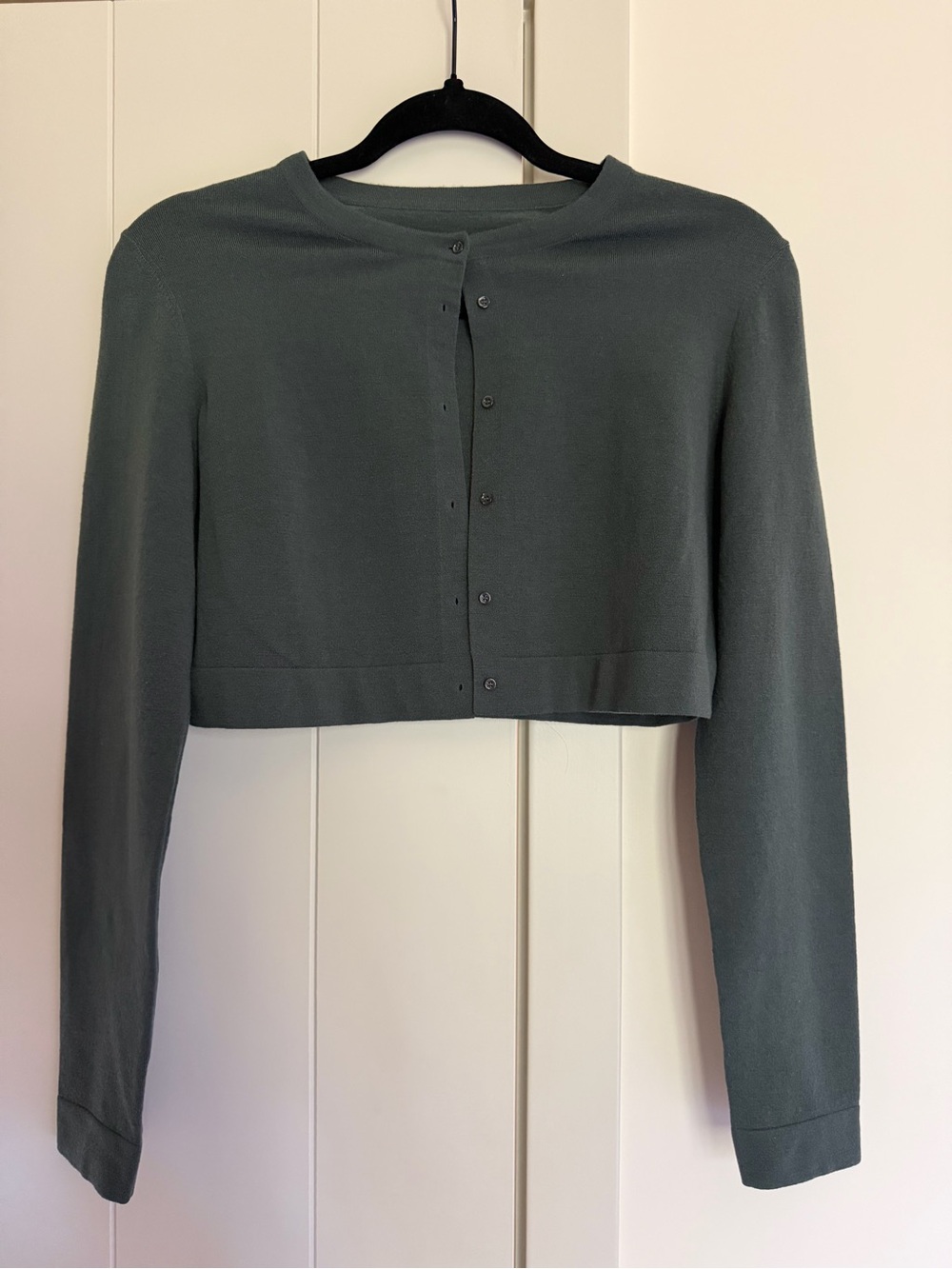 Alaia Signature Cropped Knit Cardigan - Picture 3 of 5